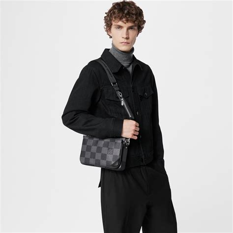 louis vuitton graffiti trio bag|Trio Messenger Damier Graphite Canvas .